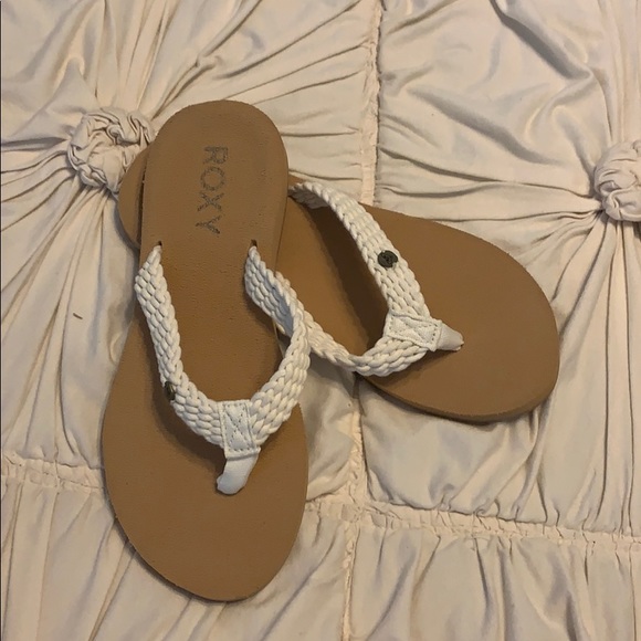 Roxy flip flops